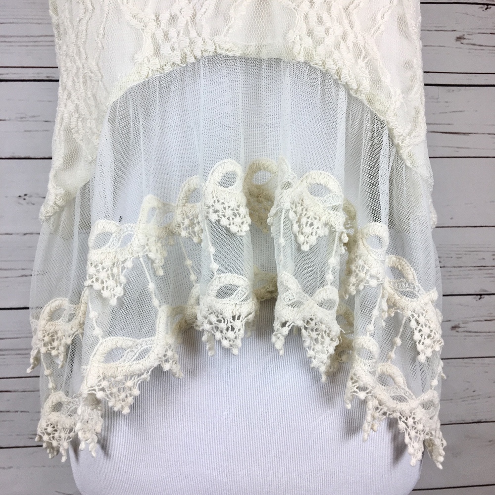 Miss Me Essential Lace Vest M - Picture 8 of 8